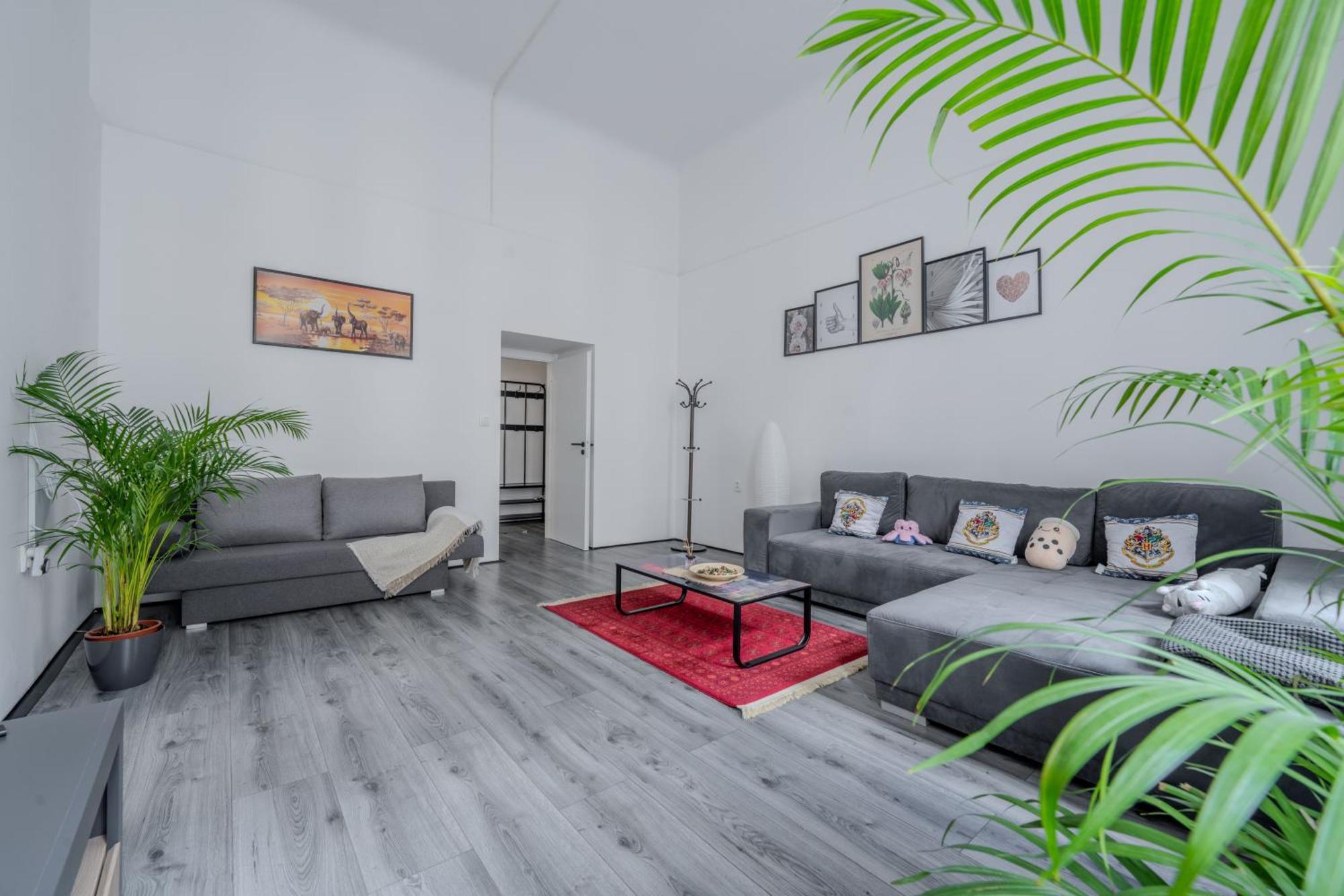 Stunning & Spacious 2bdr In Center Prague1 Apartament Praga