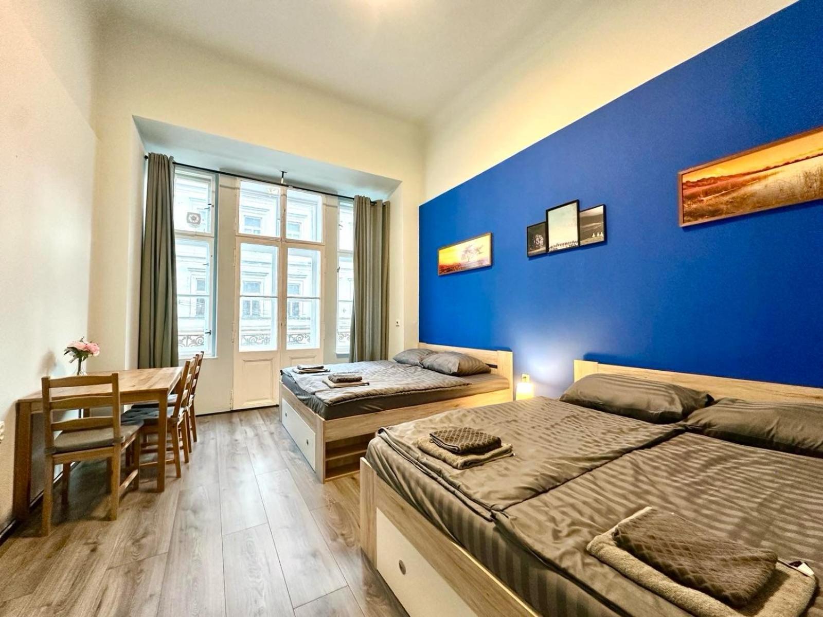 Stunning & Spacious 2bdr In Center Prague1 Apartament *